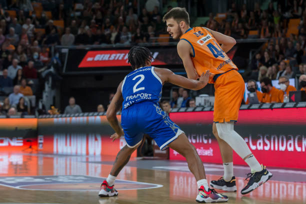 谁能抢到新 谁能抢到新