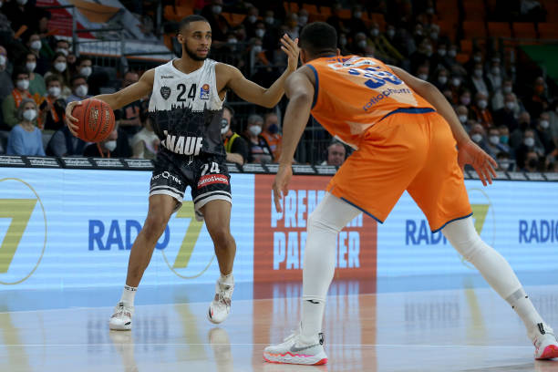 一些内部人 一些内部人