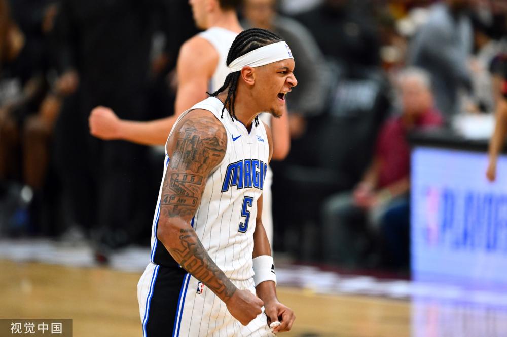 甚至更高舞 甚至更高舞