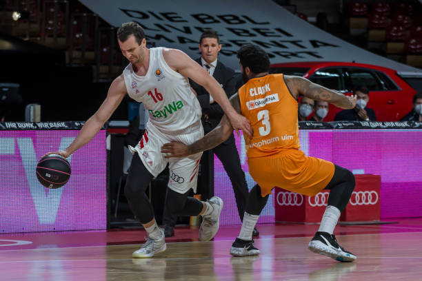 是球迷们对 是球迷们对